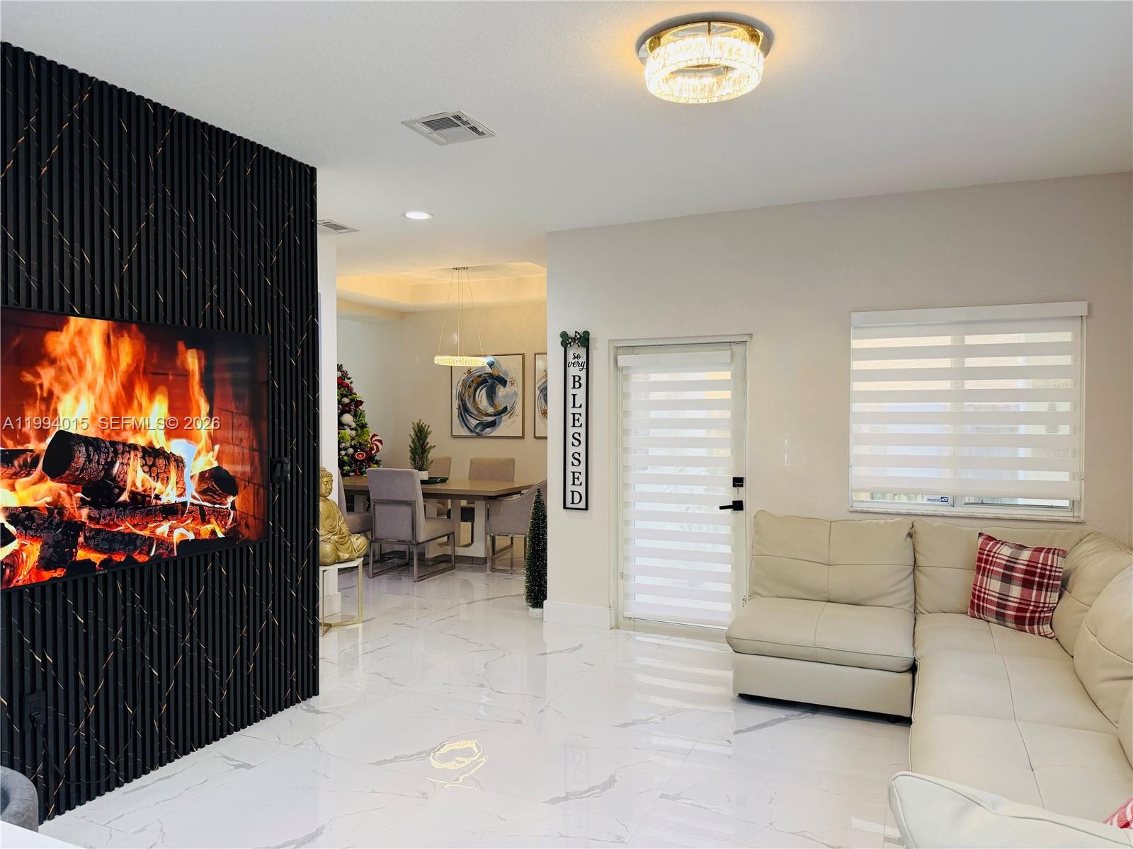 LAKES BY THE BAY KAYE - Residential Lease