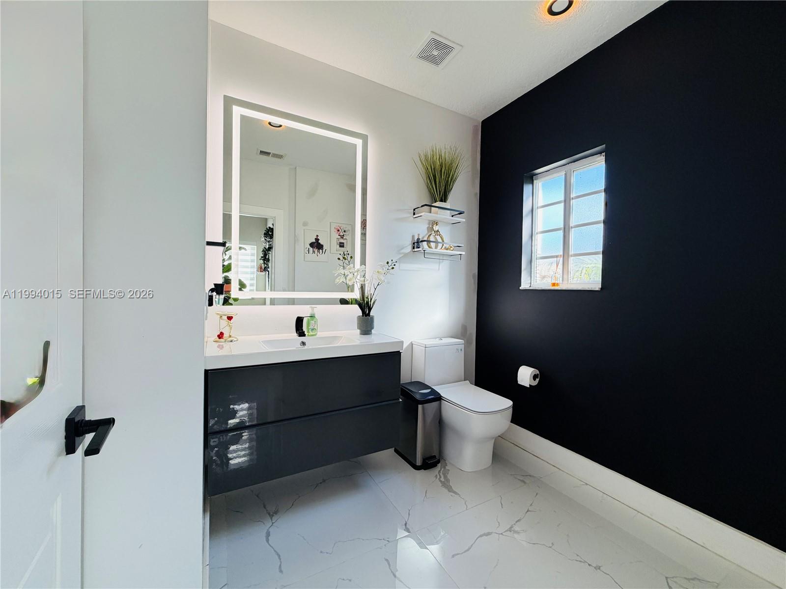 LAKES BY THE BAY KAYE - Residential Lease