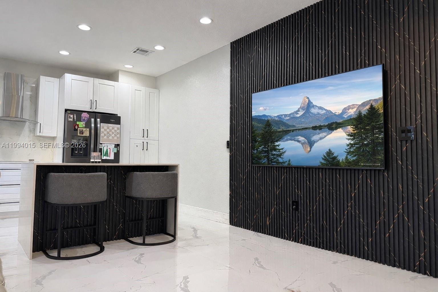 LAKES BY THE BAY KAYE - Residential Lease