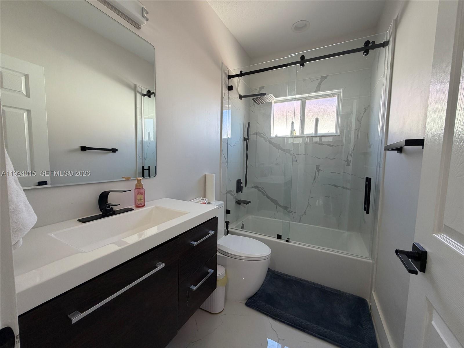 LAKES BY THE BAY KAYE - Residential Lease