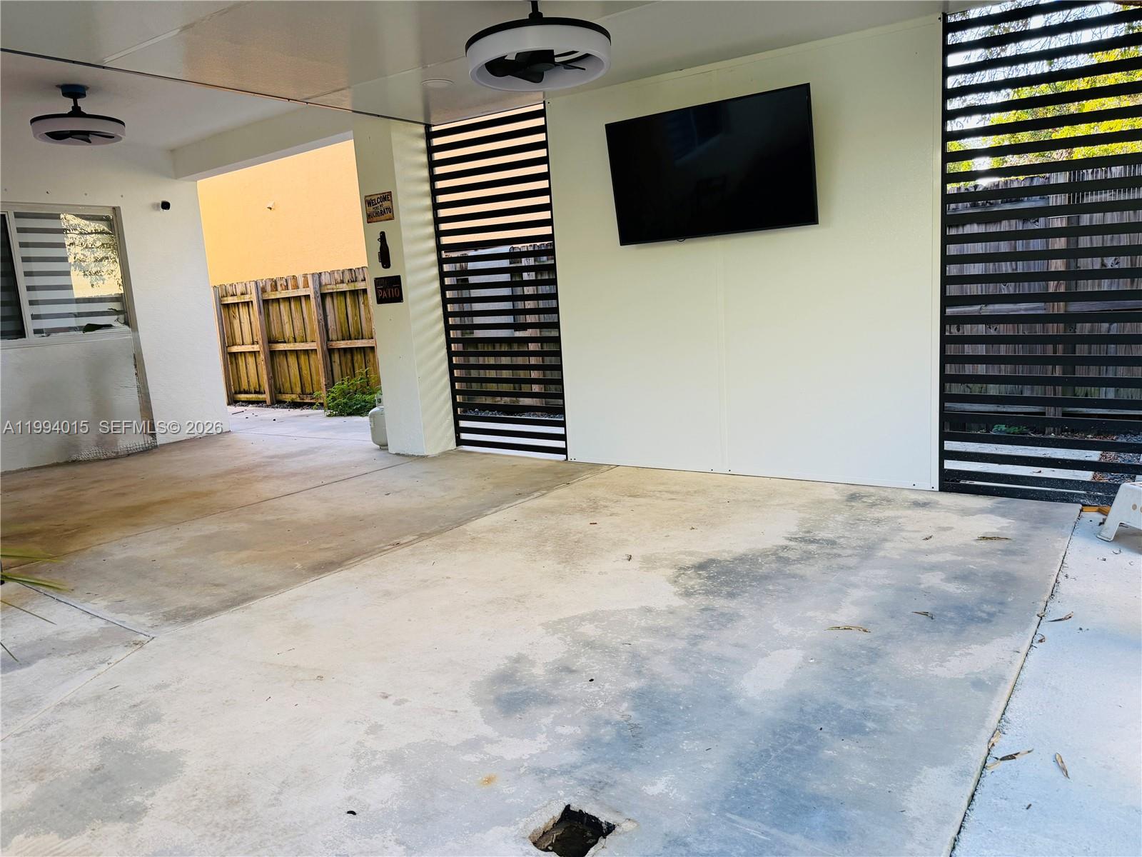 LAKES BY THE BAY KAYE - Residential Lease