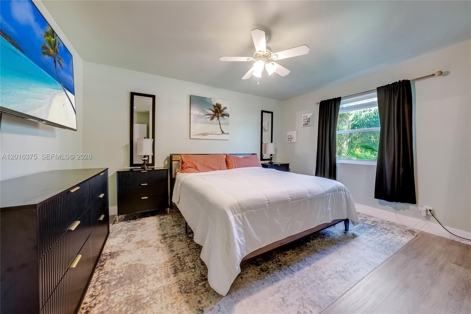 SOUTH HOLLYWOOD AMD PLAT - Residential