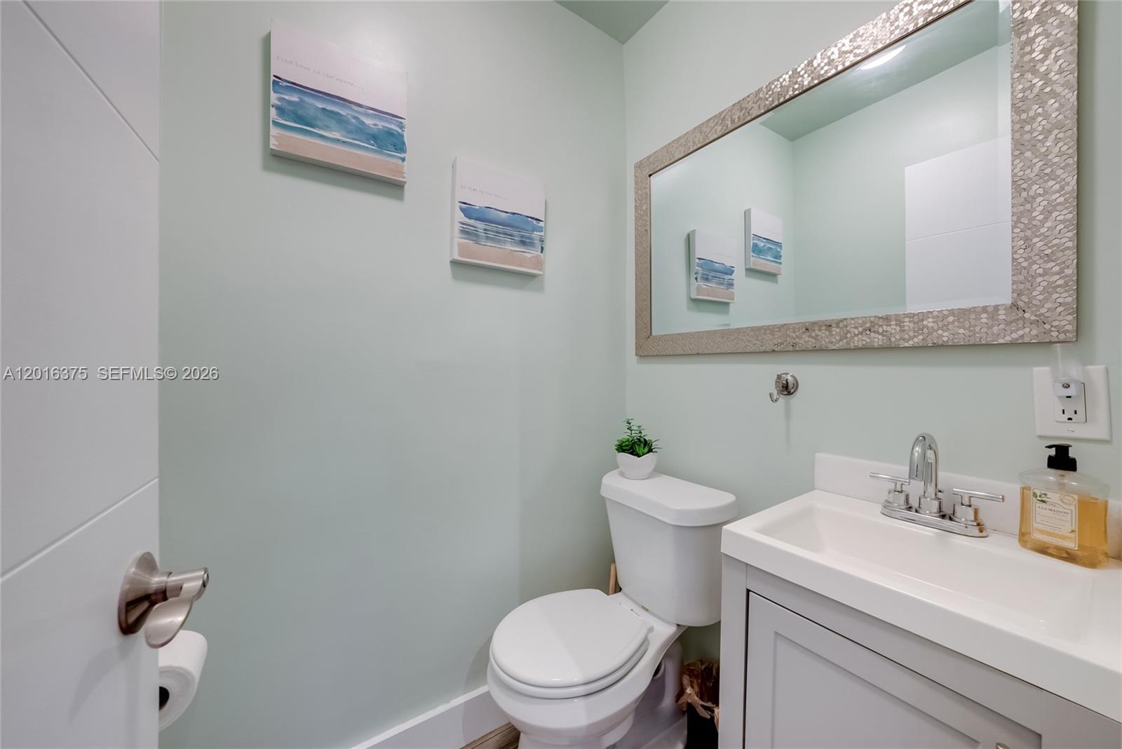 SOUTH HOLLYWOOD AMD PLAT - Residential