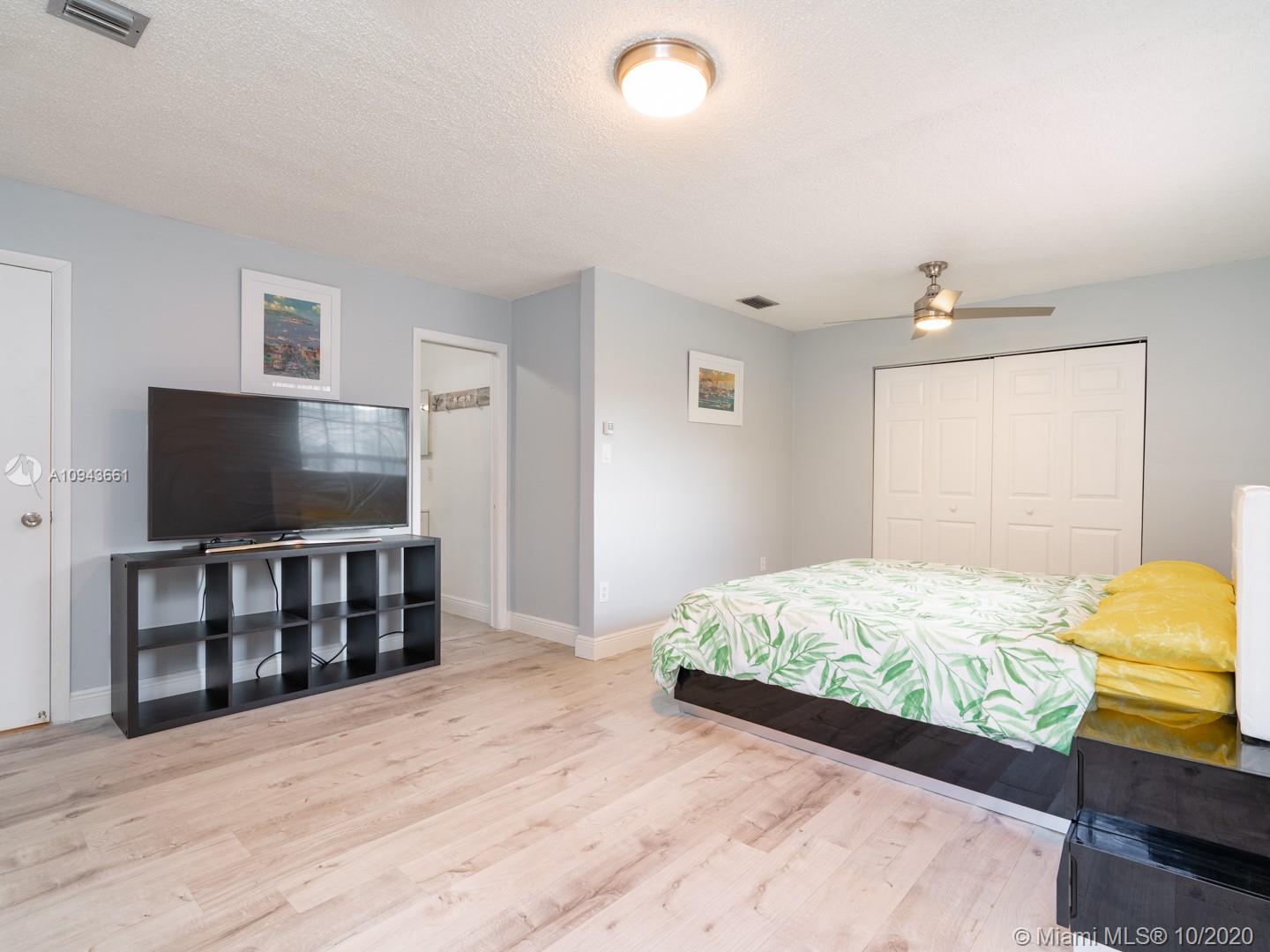 1ST ADDN TO DORAL WOODS - Residential