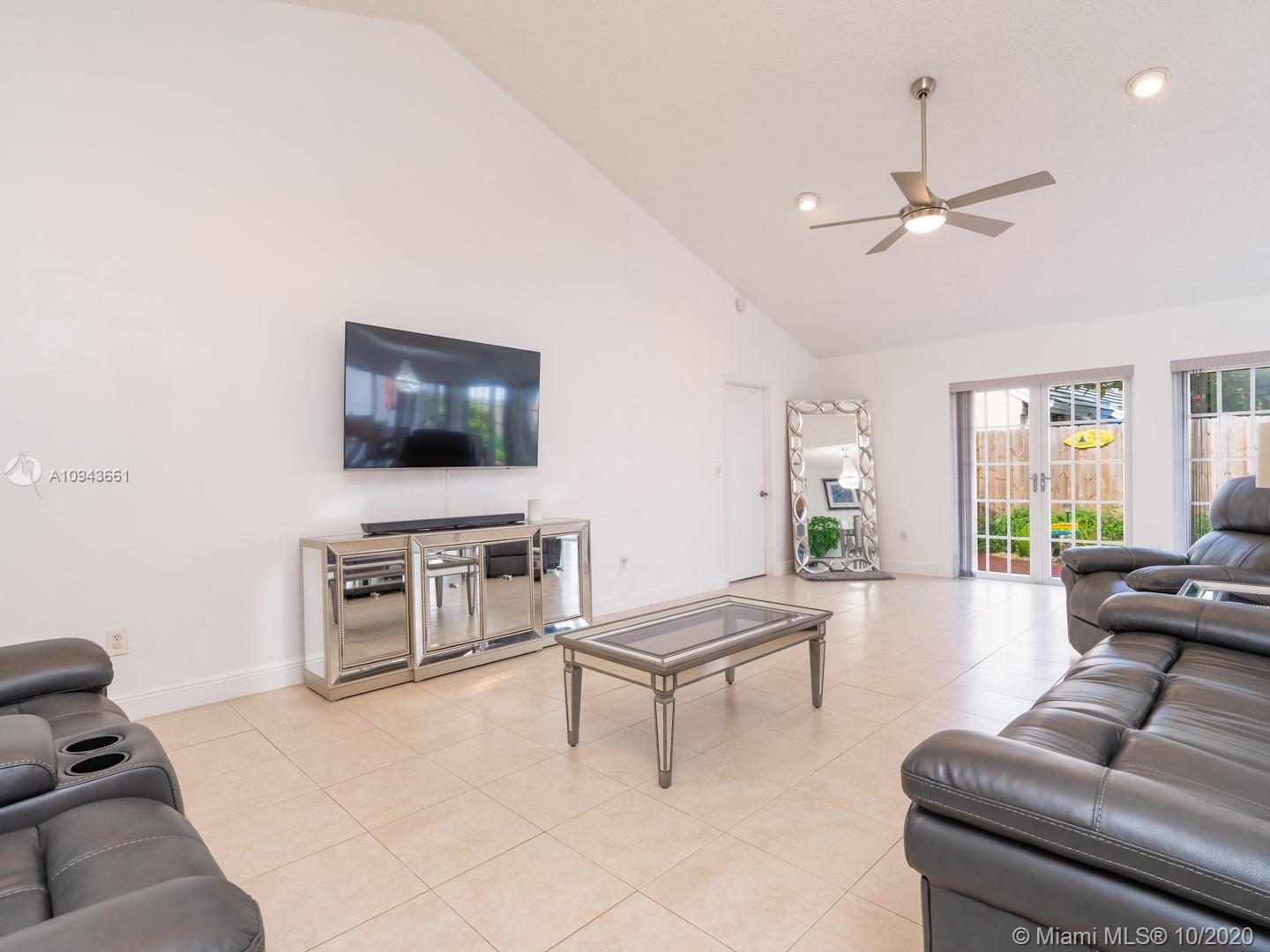 1ST ADDN TO DORAL WOODS - Residential