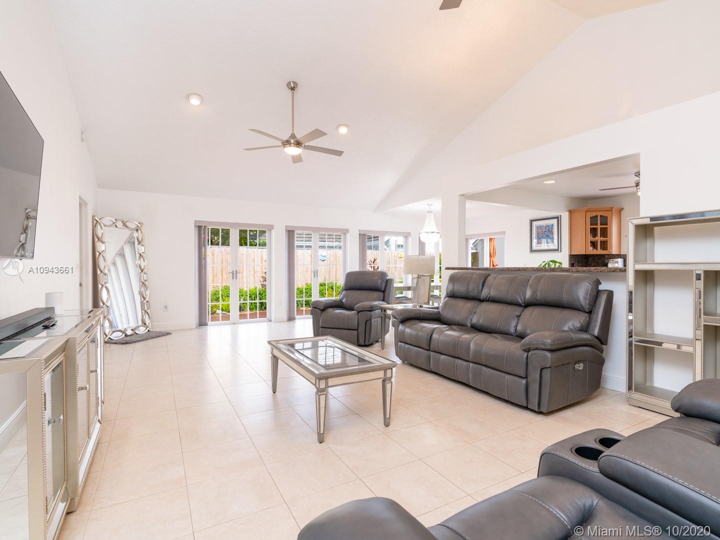 1ST ADDN TO DORAL WOODS - Residential