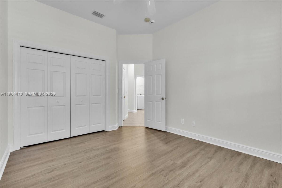 Villa Vistana - Residential