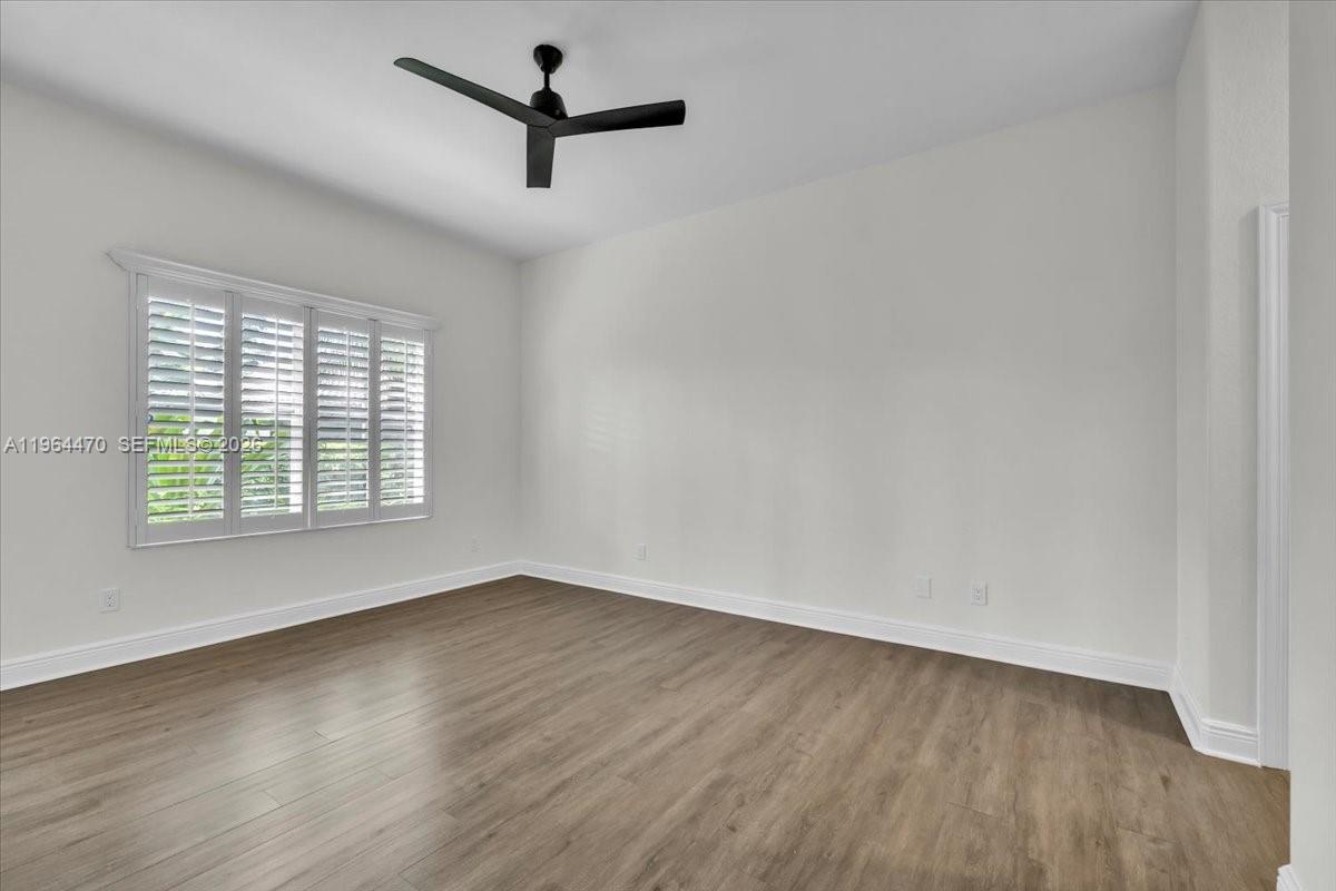 Villa Vistana - Residential