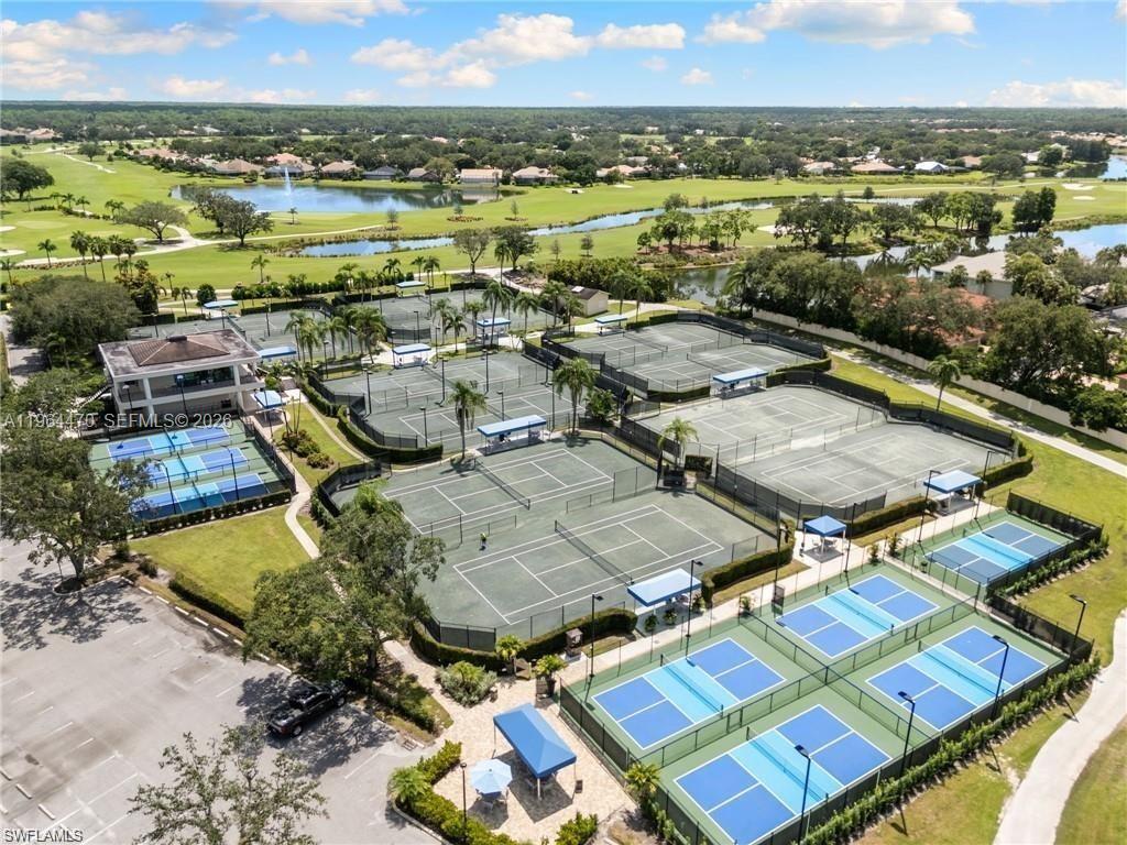 Villa Vistana - Residential