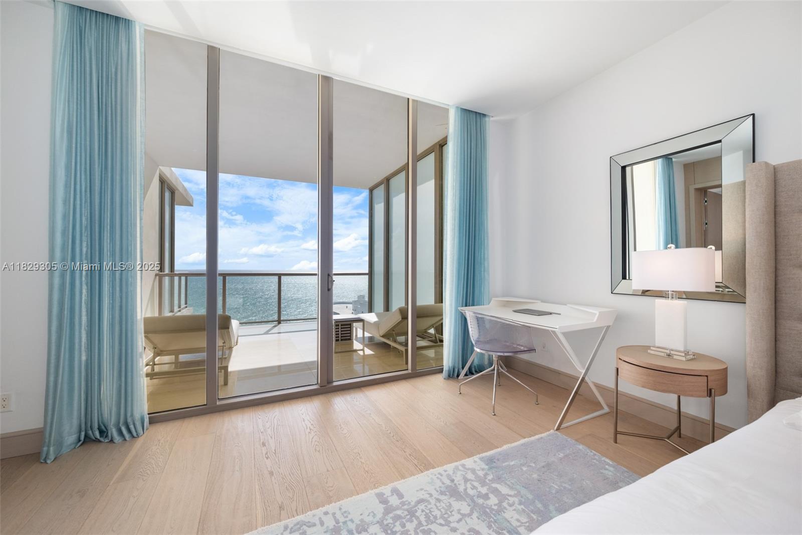 9703 Collins Ave 2607