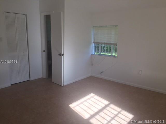 BELLE MEADE OF MIA SEC 1 - Residential Lease