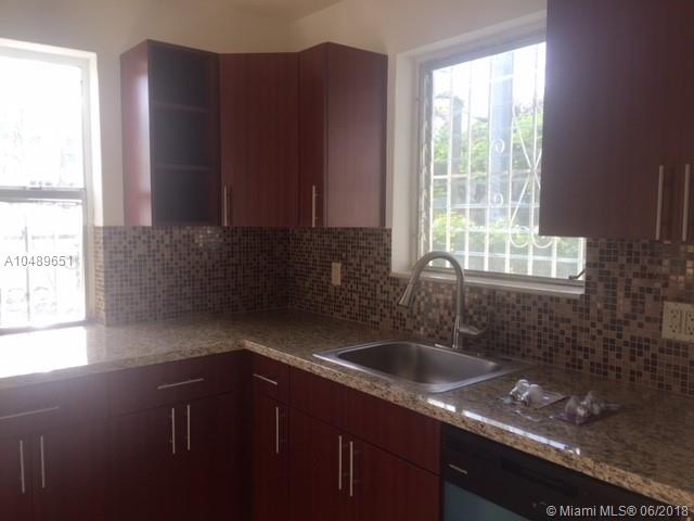 BELLE MEADE OF MIA SEC 1 - Residential Lease