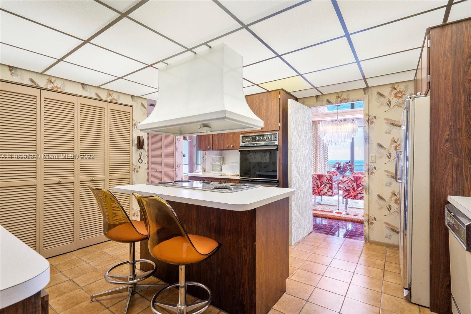 BAL HARBOUR 101 CONDO - Residential