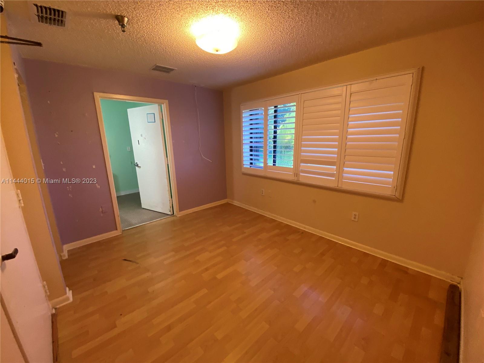 EVERGLADES SUGAR & LAND C - Residential