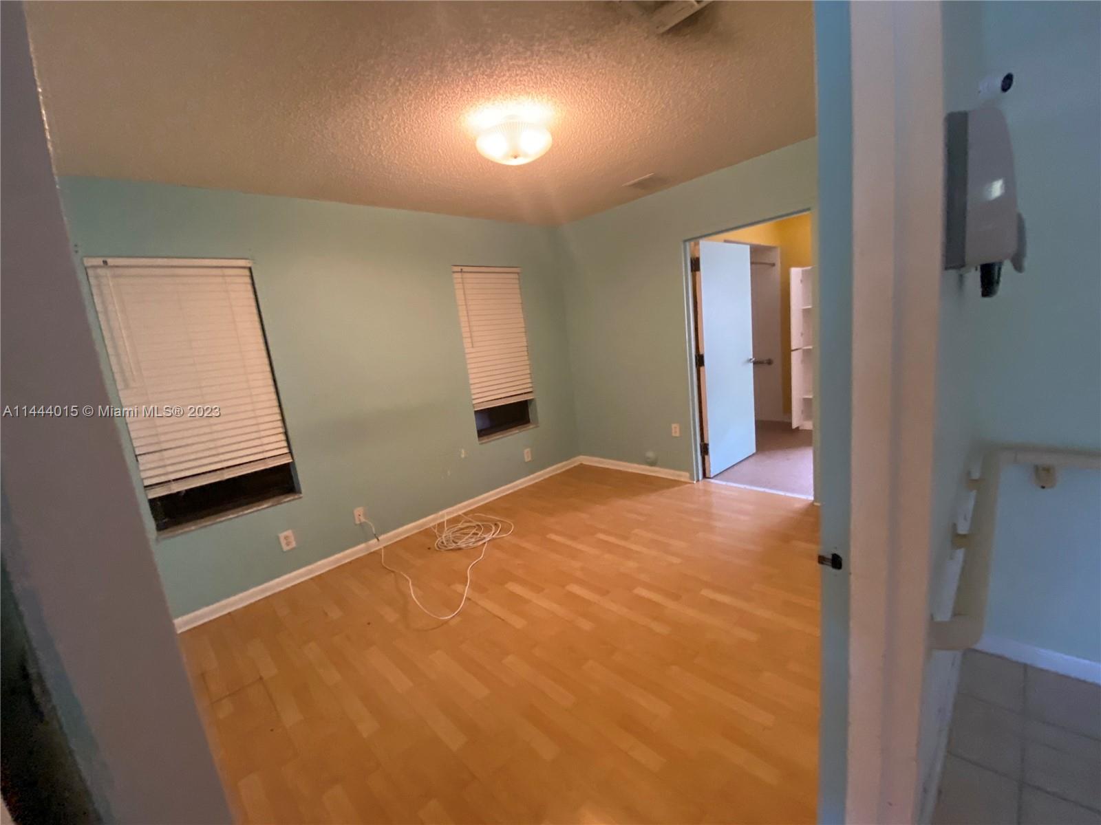 EVERGLADES SUGAR & LAND C - Residential