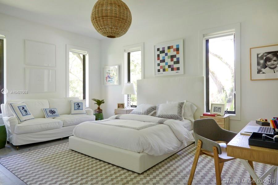 SNAPPER CREEK LAKES SUB 1 - Residential