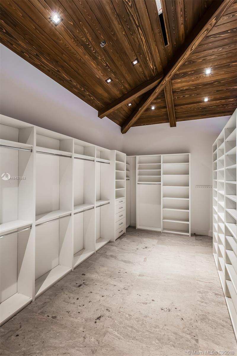 SNAPPER CREEK LAKES SUB 1 - Residential