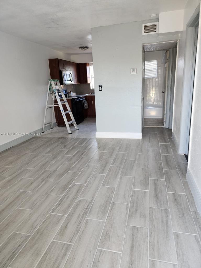 Rental Property at 715 Nw 7th Ave 1-5, Hallandale Beach, Broward County, Florida - Bedrooms: 2 
Bathrooms: 1  - $1,885 MO.