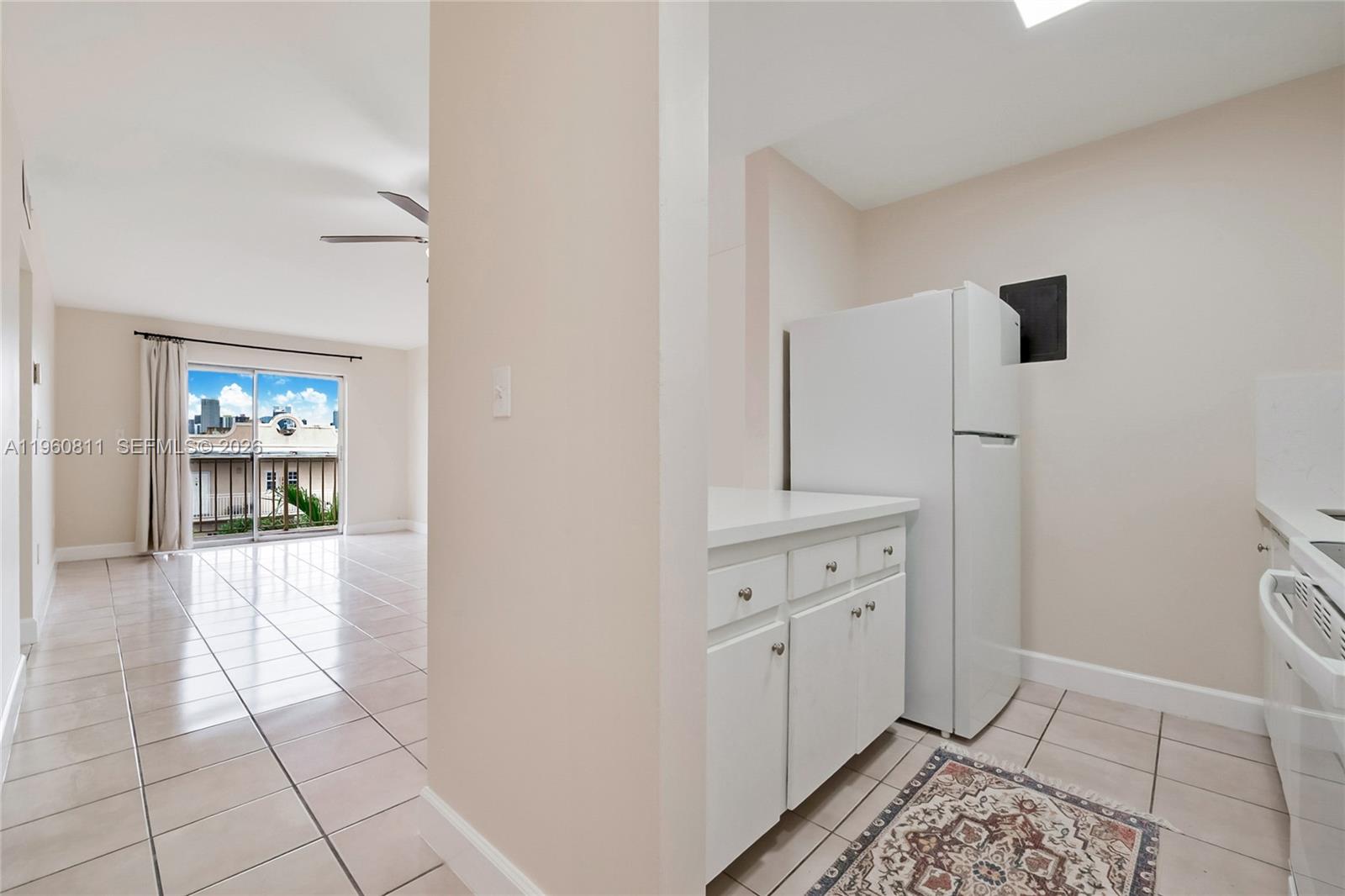 PALM BREEZE CONDO - Residential Lease