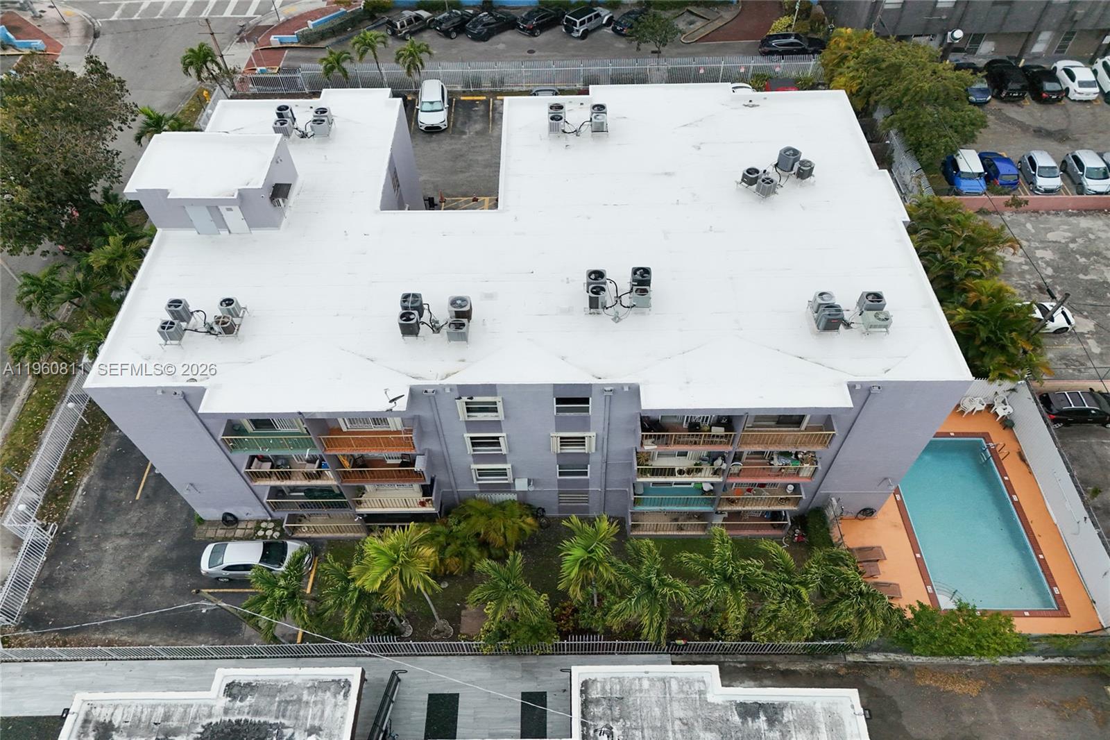 PALM BREEZE CONDO - Residential Lease
