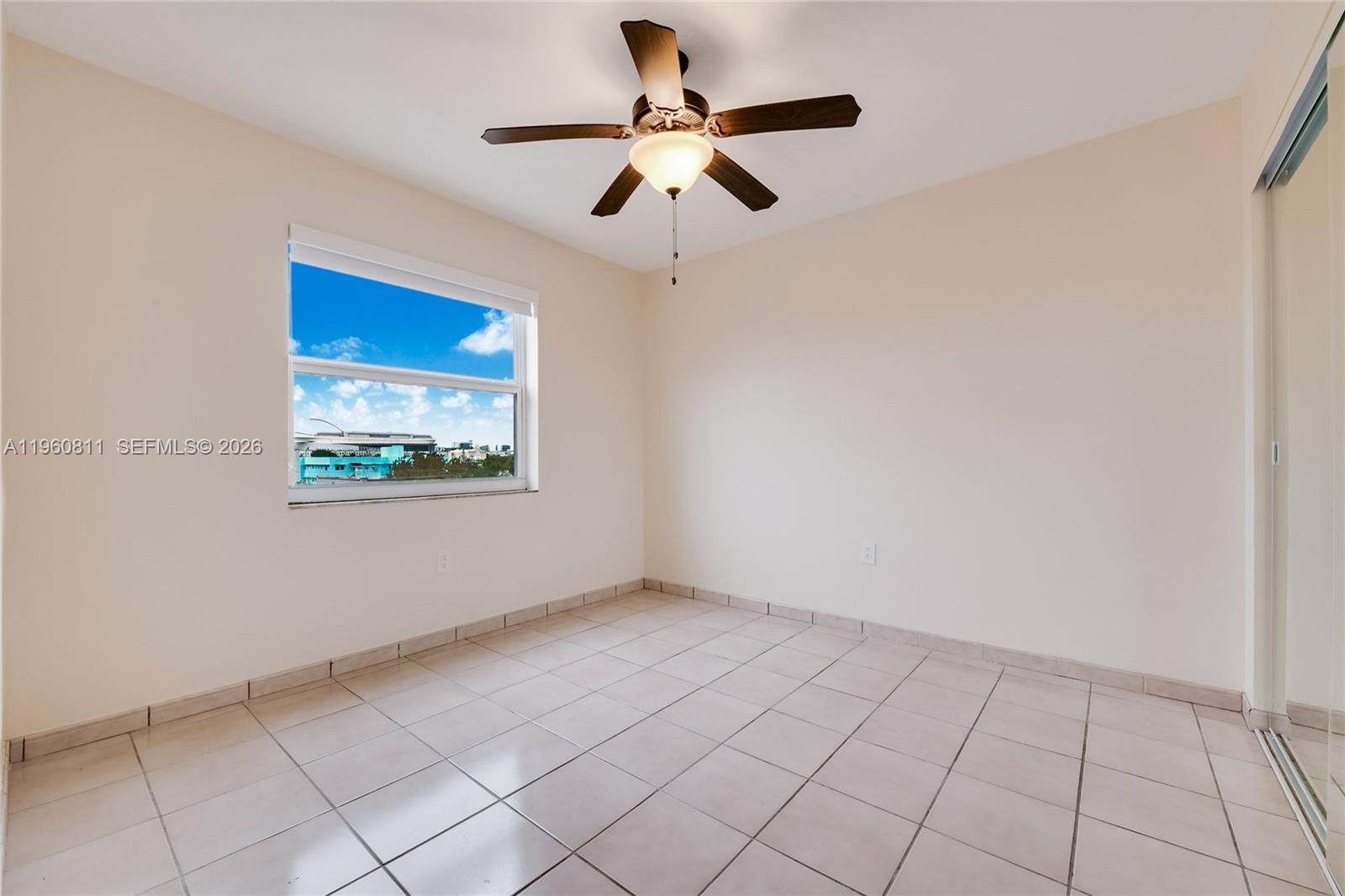 PALM BREEZE CONDO - Residential Lease