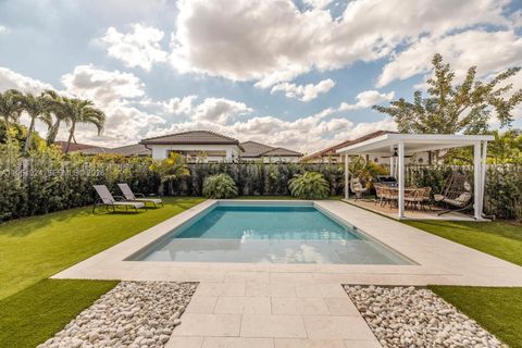 14468 SW 16th St Miami FL 33175