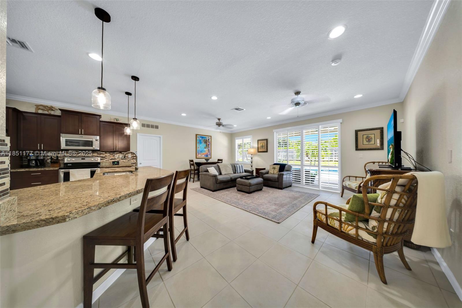 ESTATE MANSIONS 1ST ADDN - Residential