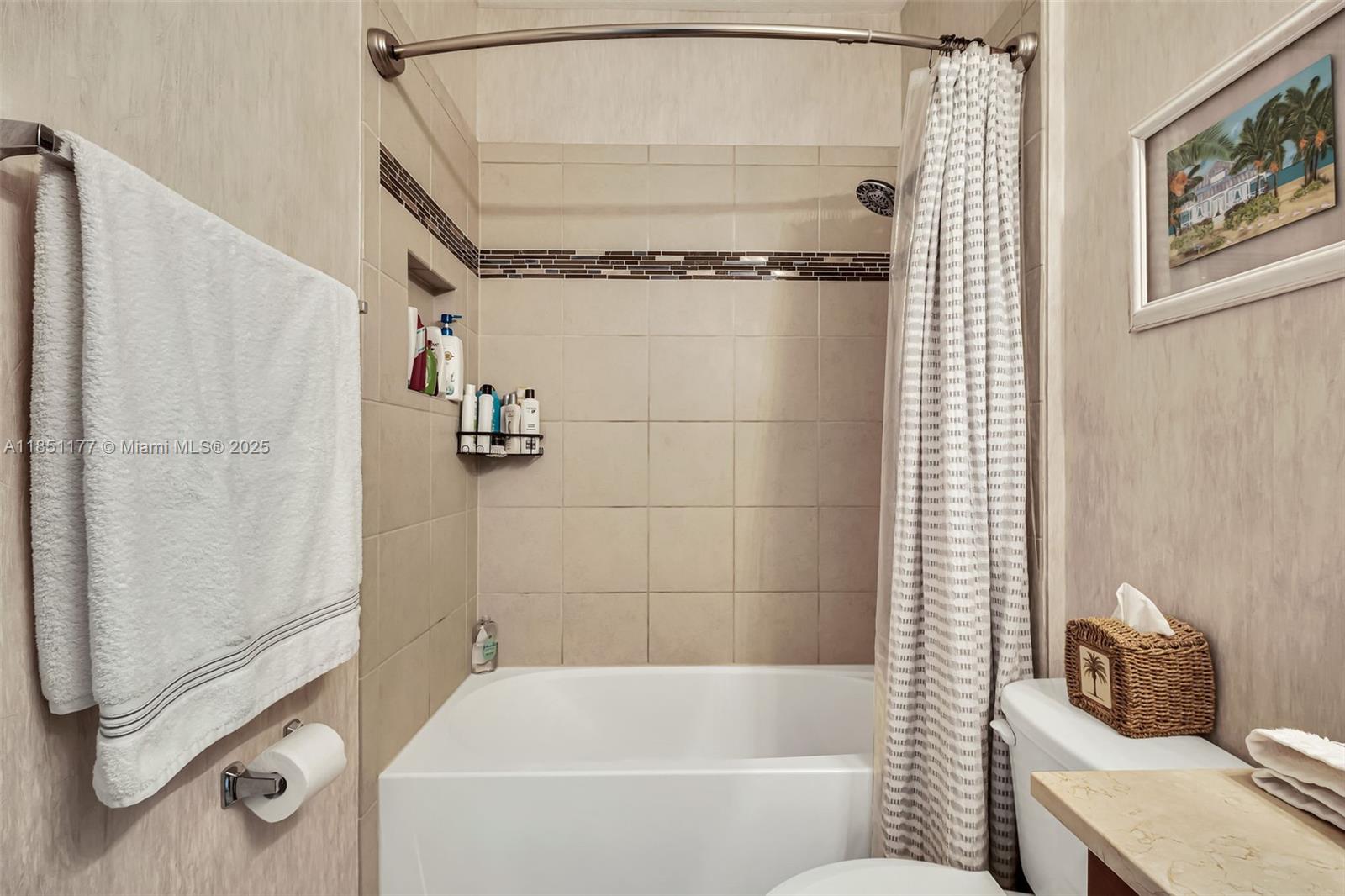 ESTATE MANSIONS 1ST ADDN - Residential