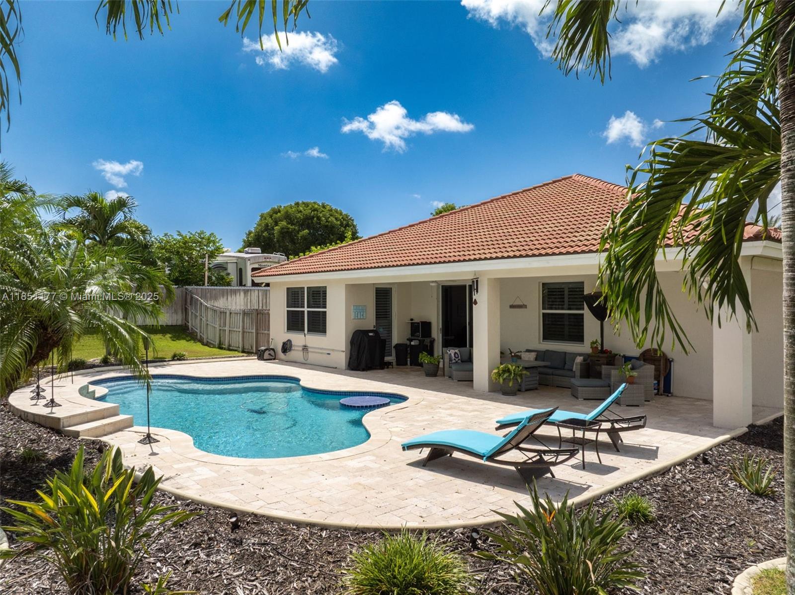 ESTATE MANSIONS 1ST ADDN - Residential