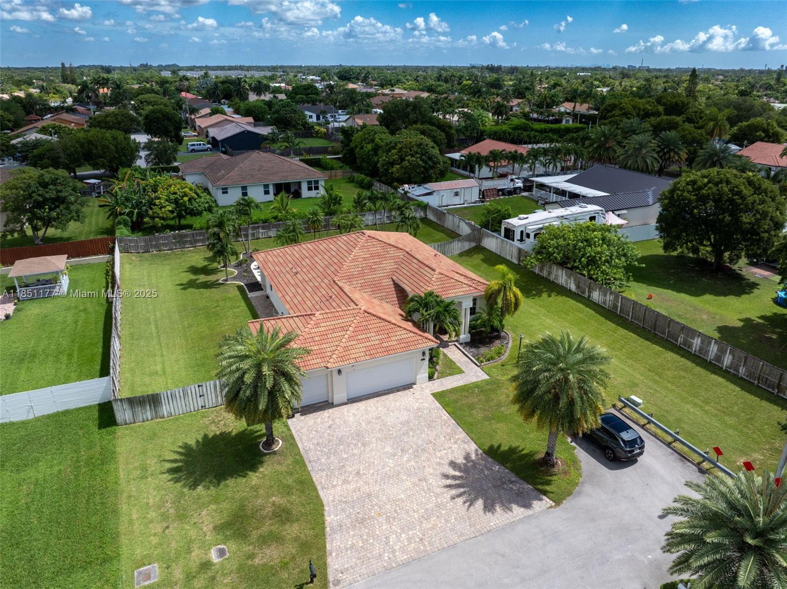 ESTATE MANSIONS 1ST ADDN - Residential