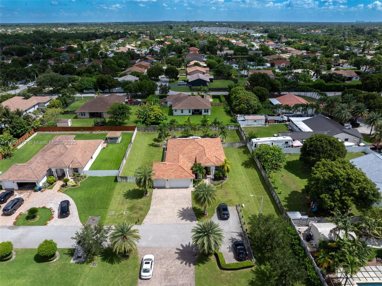 ESTATE MANSIONS 1ST ADDN - Residential