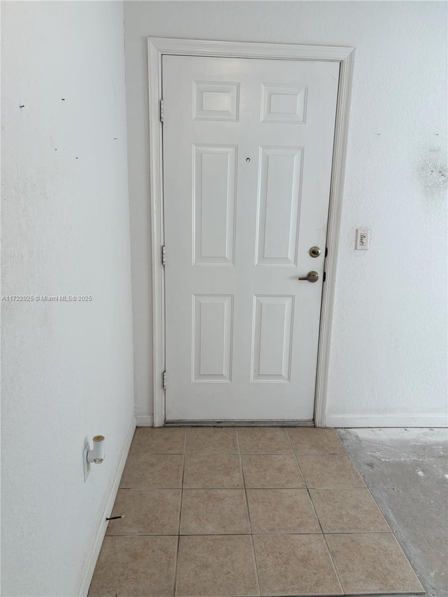 CYPRESS TRAIL CONDO - Residential