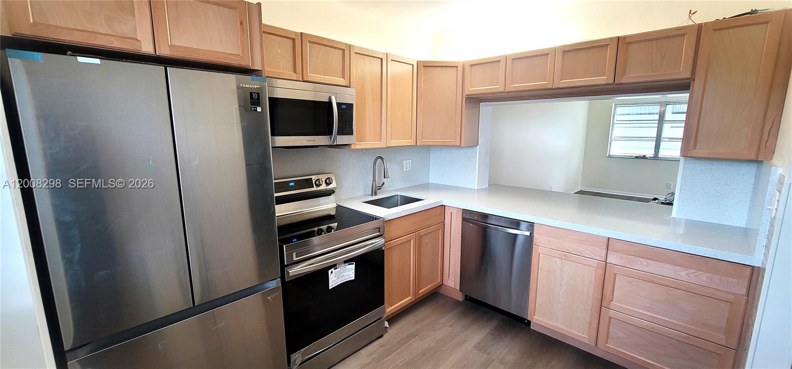 SHERIDAN LAKES CONDO APTS - Residential