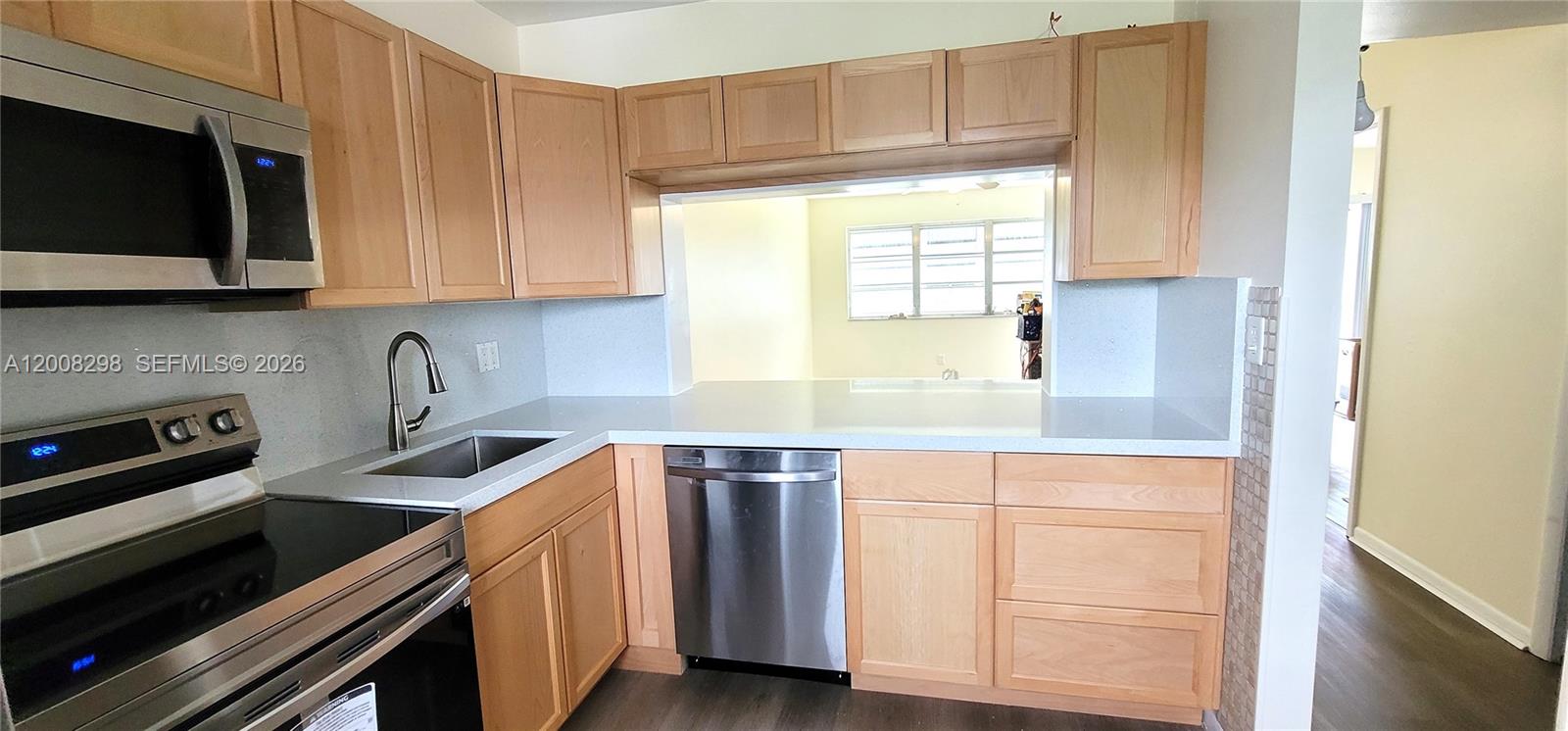 SHERIDAN LAKES CONDO APTS - Residential