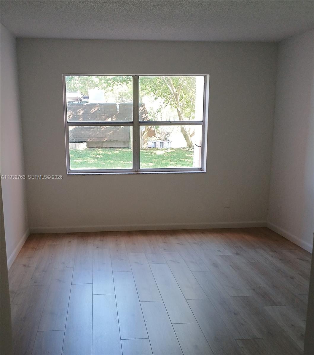 SUNRISE LAKES 120 CONDO - Residential