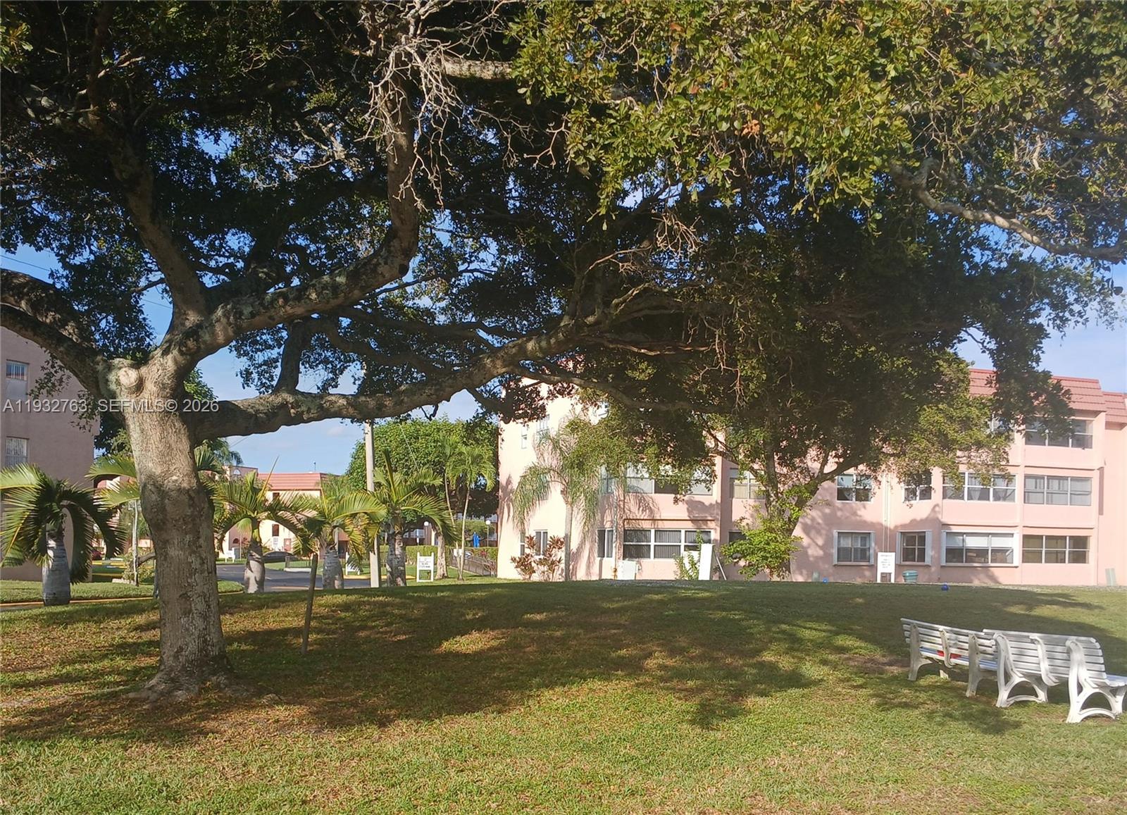 SUNRISE LAKES 120 CONDO - Residential