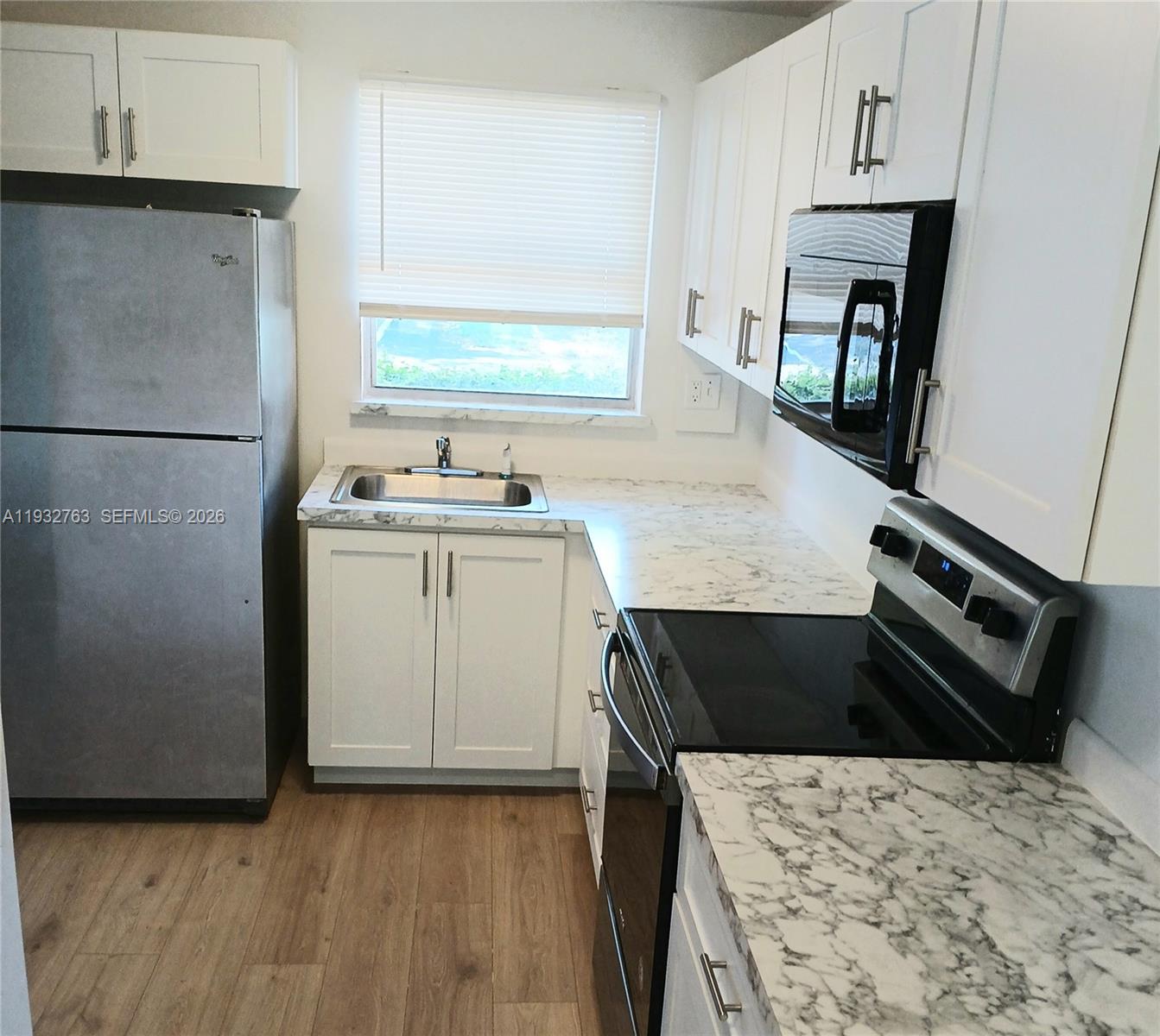 SUNRISE LAKES 120 CONDO - Residential