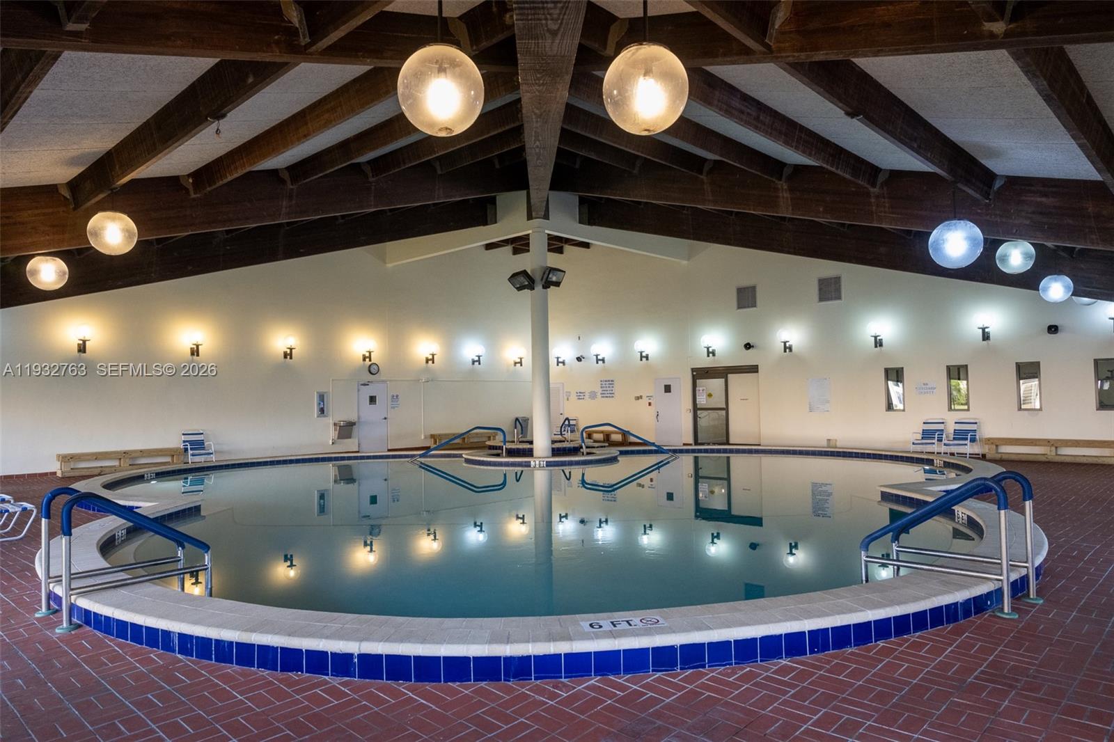 SUNRISE LAKES 120 CONDO - Residential