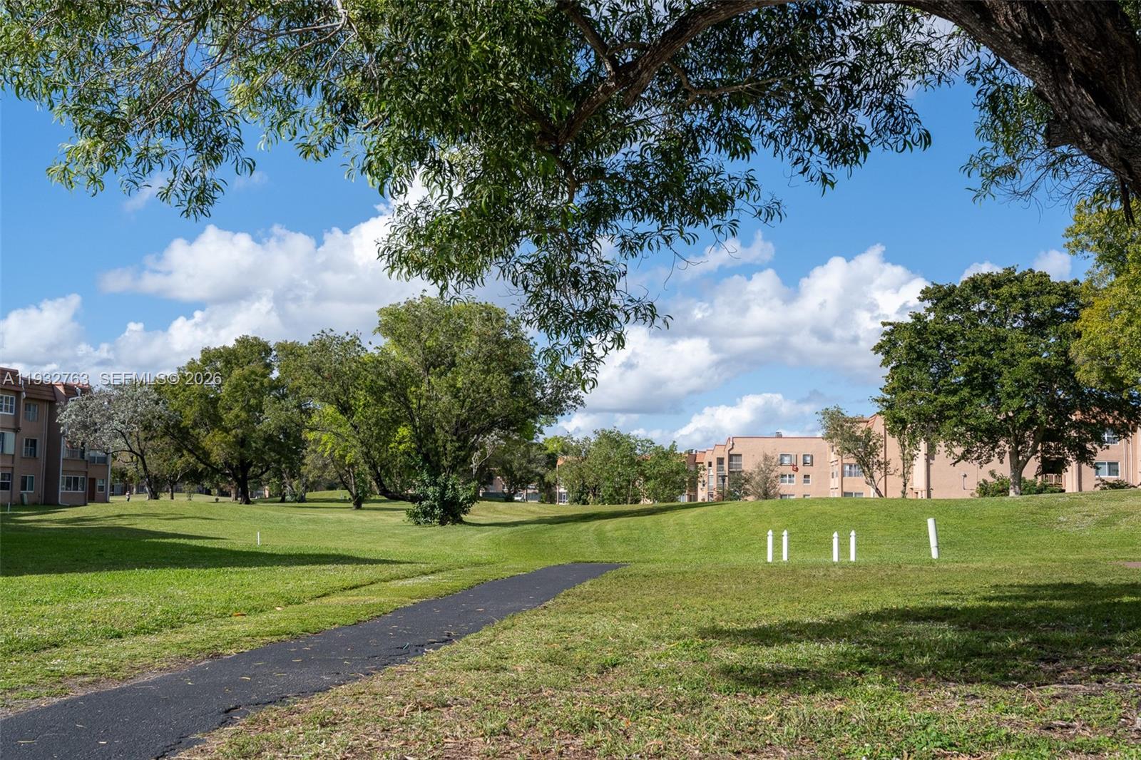 SUNRISE LAKES 120 CONDO - Residential