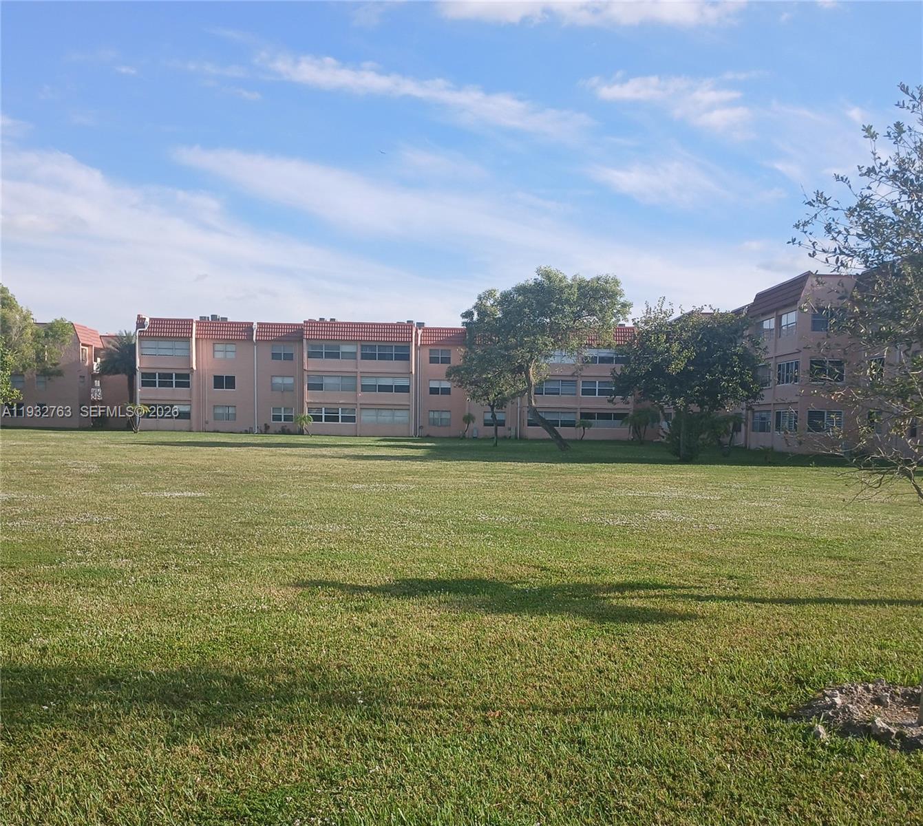 SUNRISE LAKES 120 CONDO - Residential