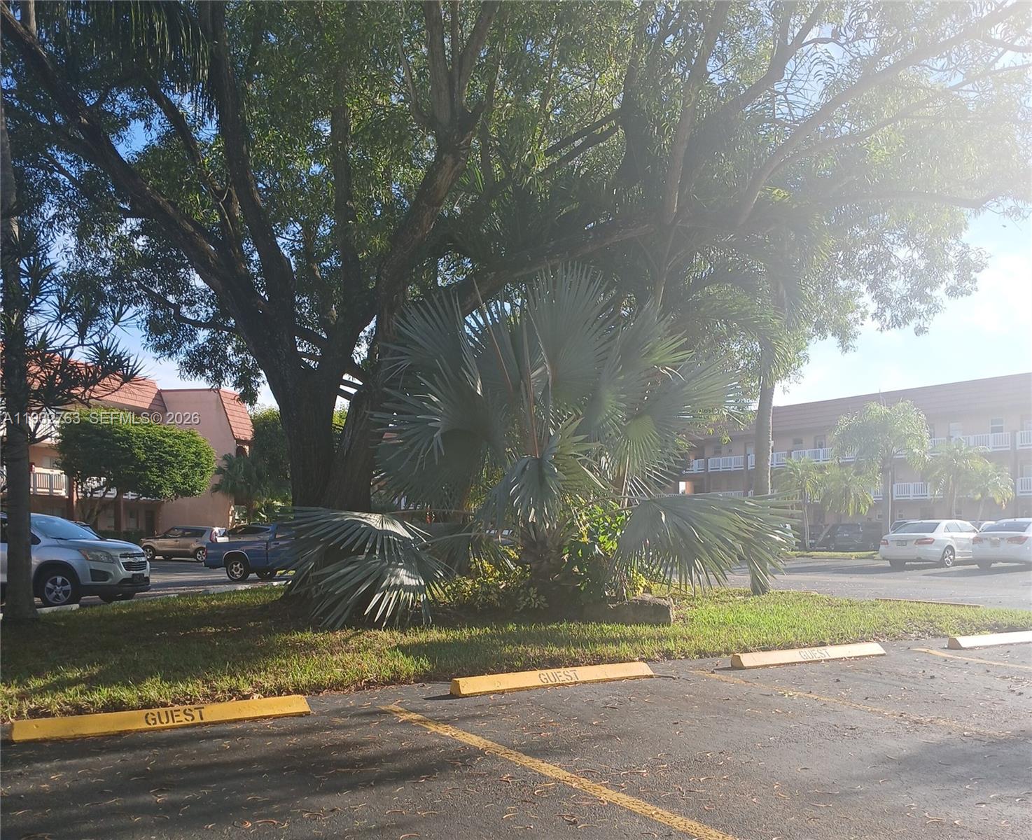 SUNRISE LAKES 120 CONDO - Residential