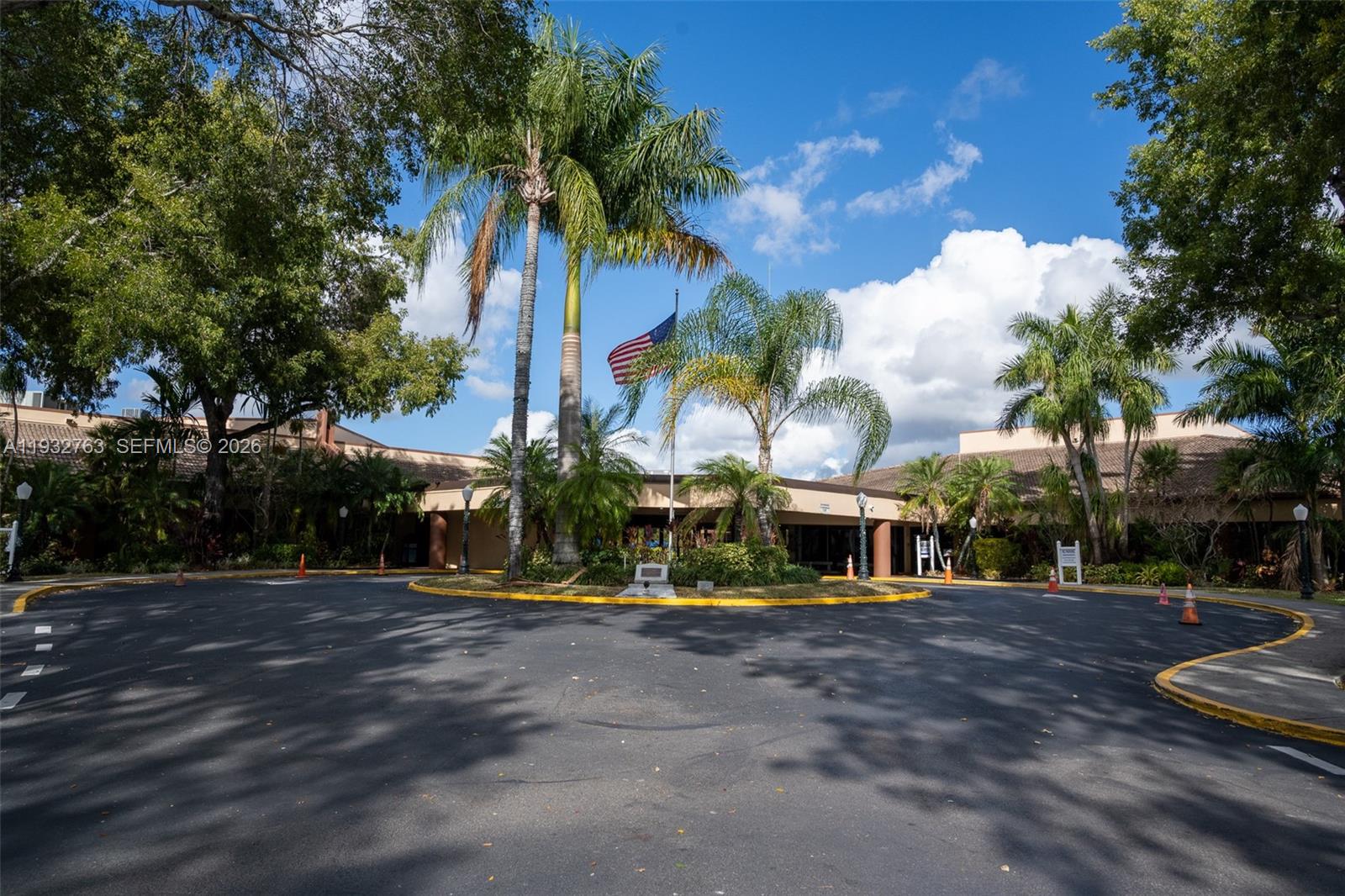 SUNRISE LAKES 120 CONDO - Residential