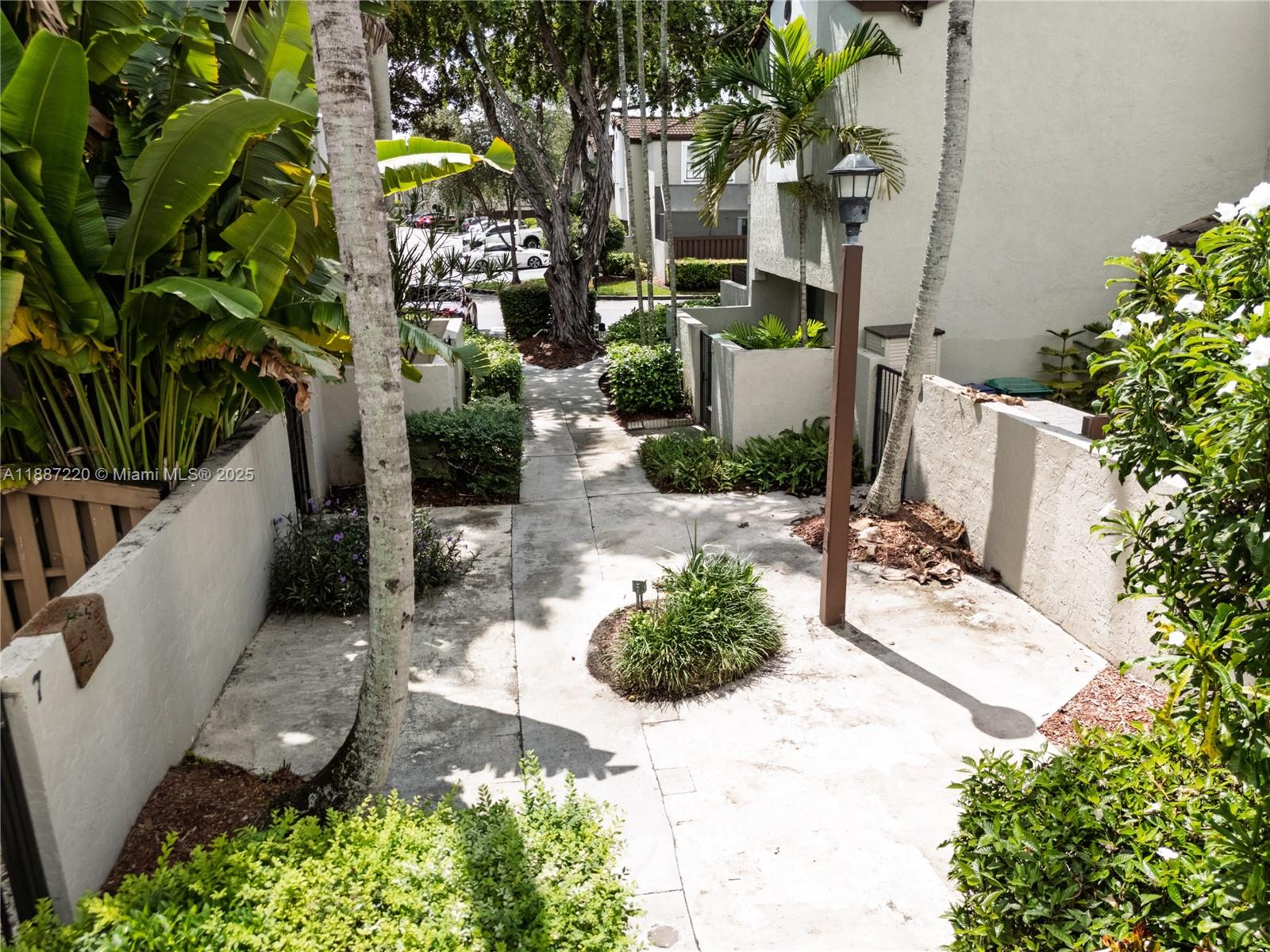 PALM POINT SEC 1 - Residential