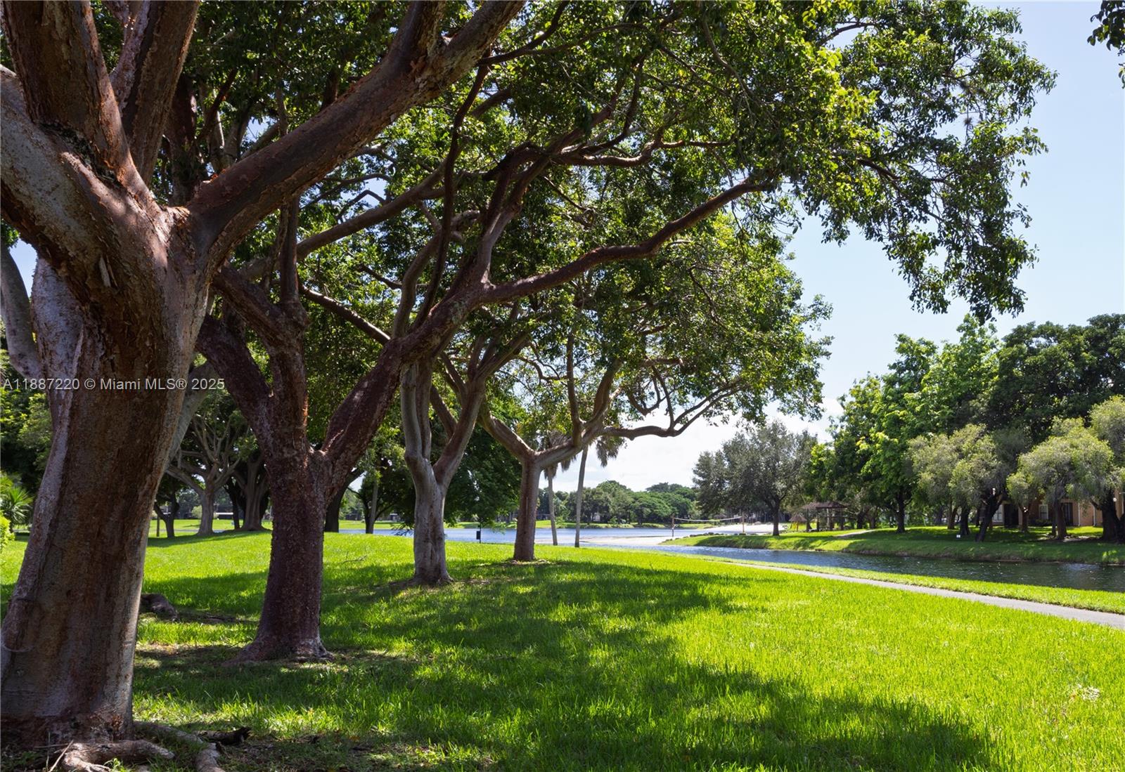 PALM POINT SEC 1 - Residential