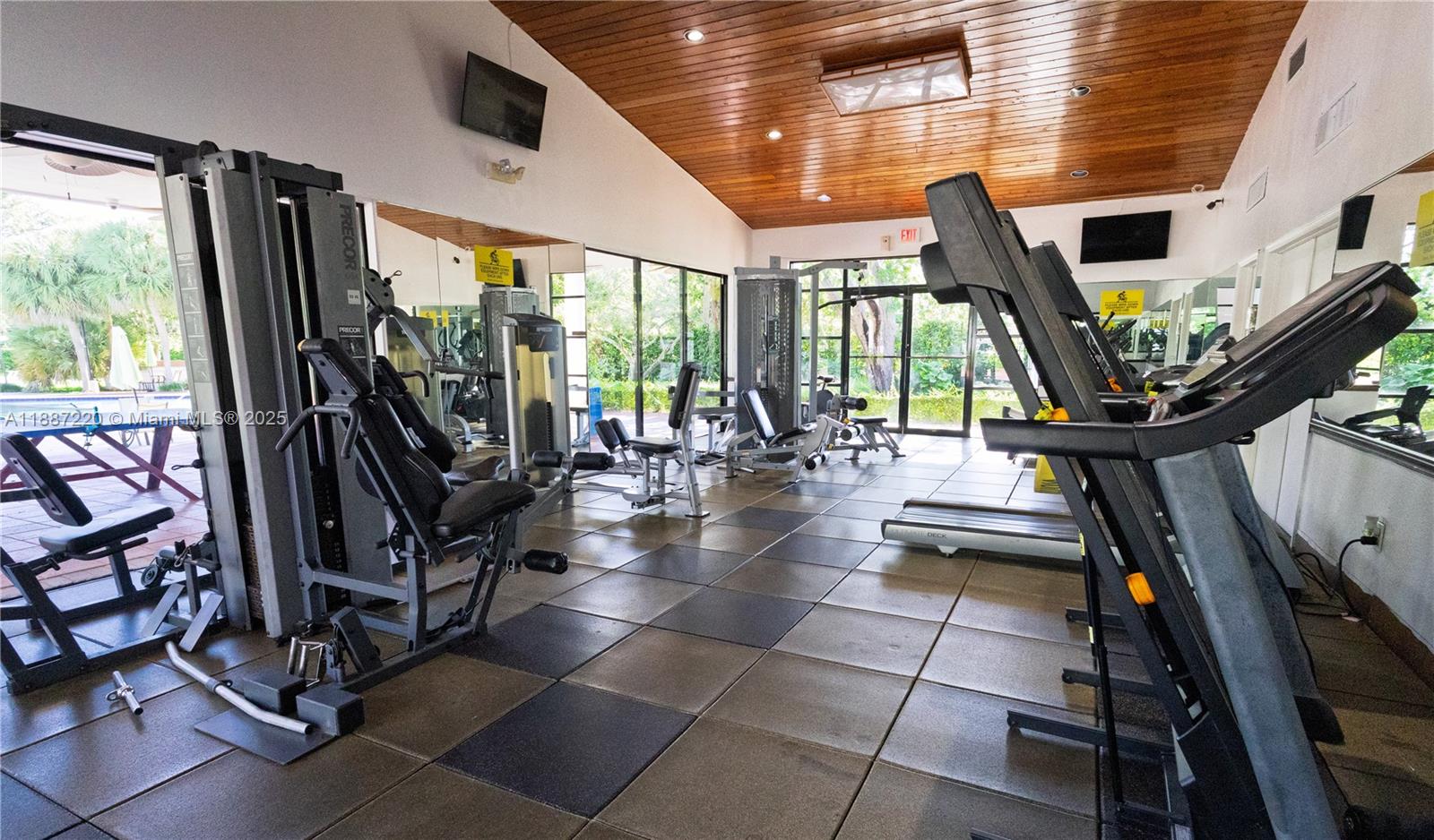 PALM POINT SEC 1 - Residential