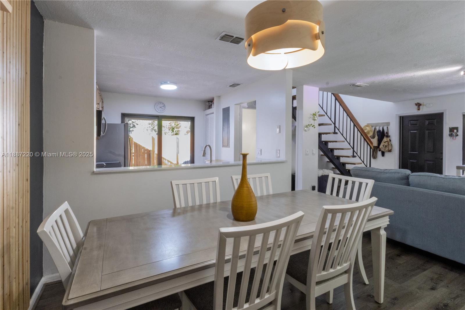 PALM POINT SEC 1 - Residential