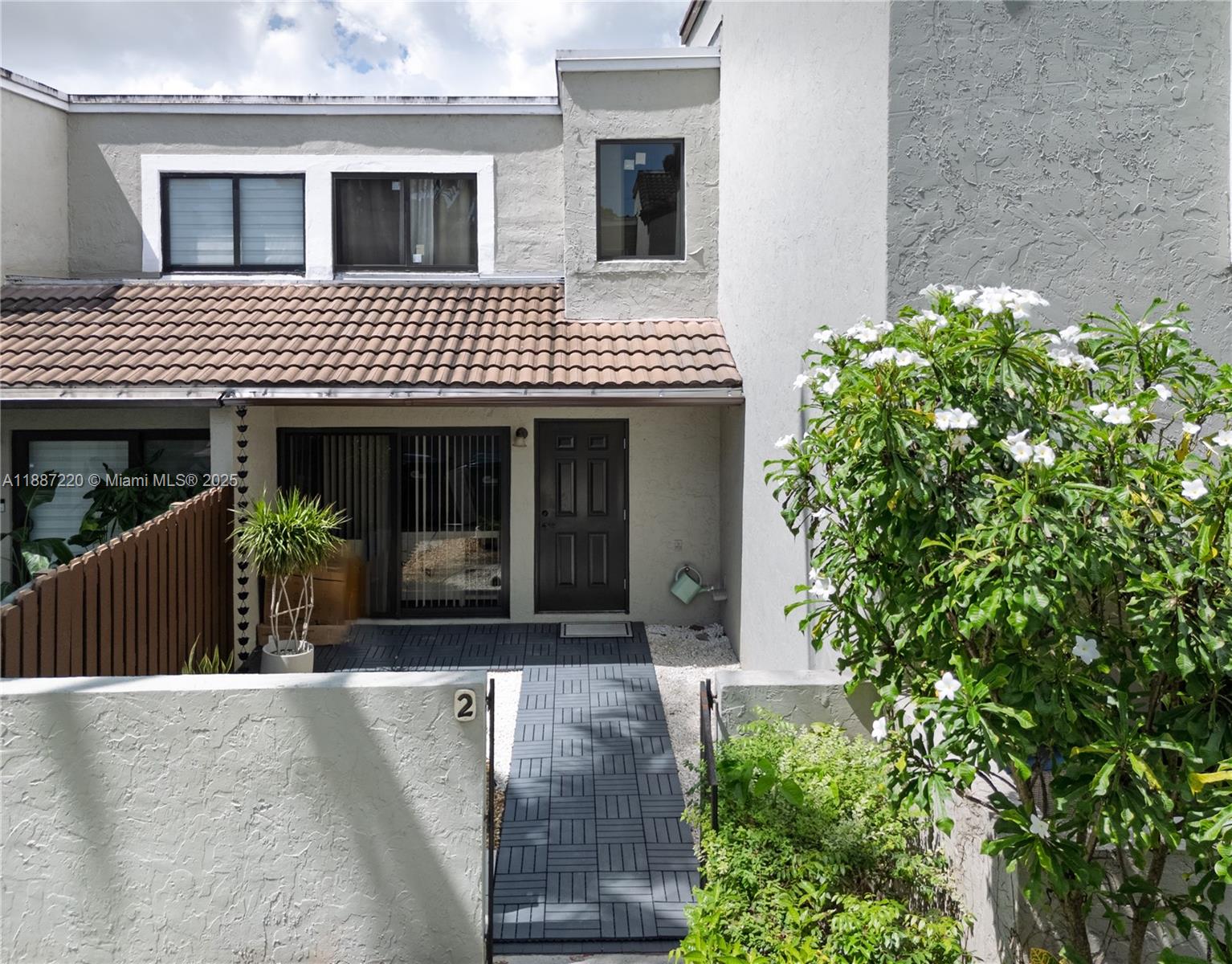 PALM POINT SEC 1 - Residential