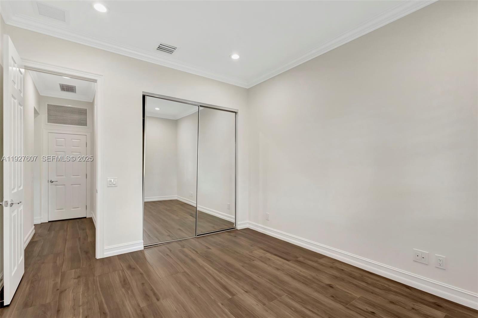 MALLORY CREEK AT ABACOA 1 - Residential Lease