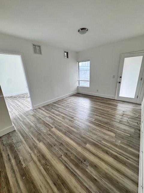 HARBOR ISLAND - Residential Lease