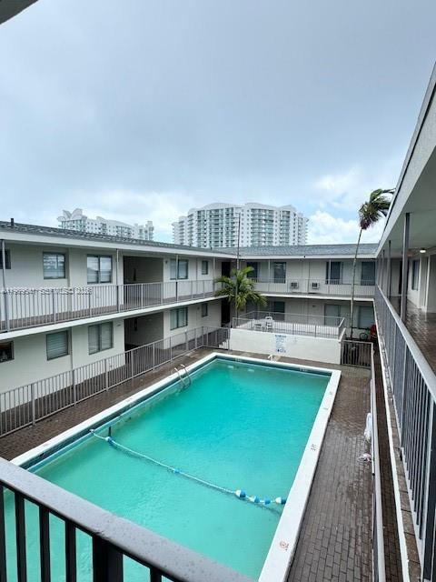 HARBOR ISLAND - Residential Lease